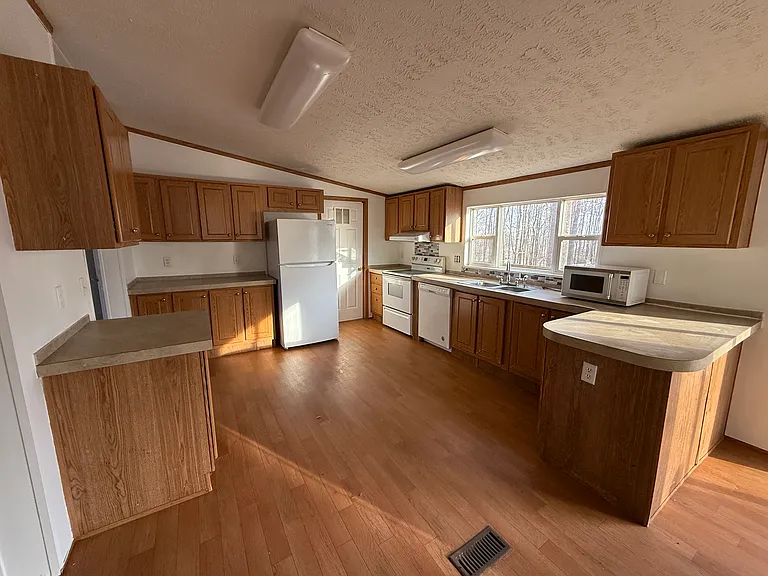 1308 Lees Mill Park Rd — Photo 7