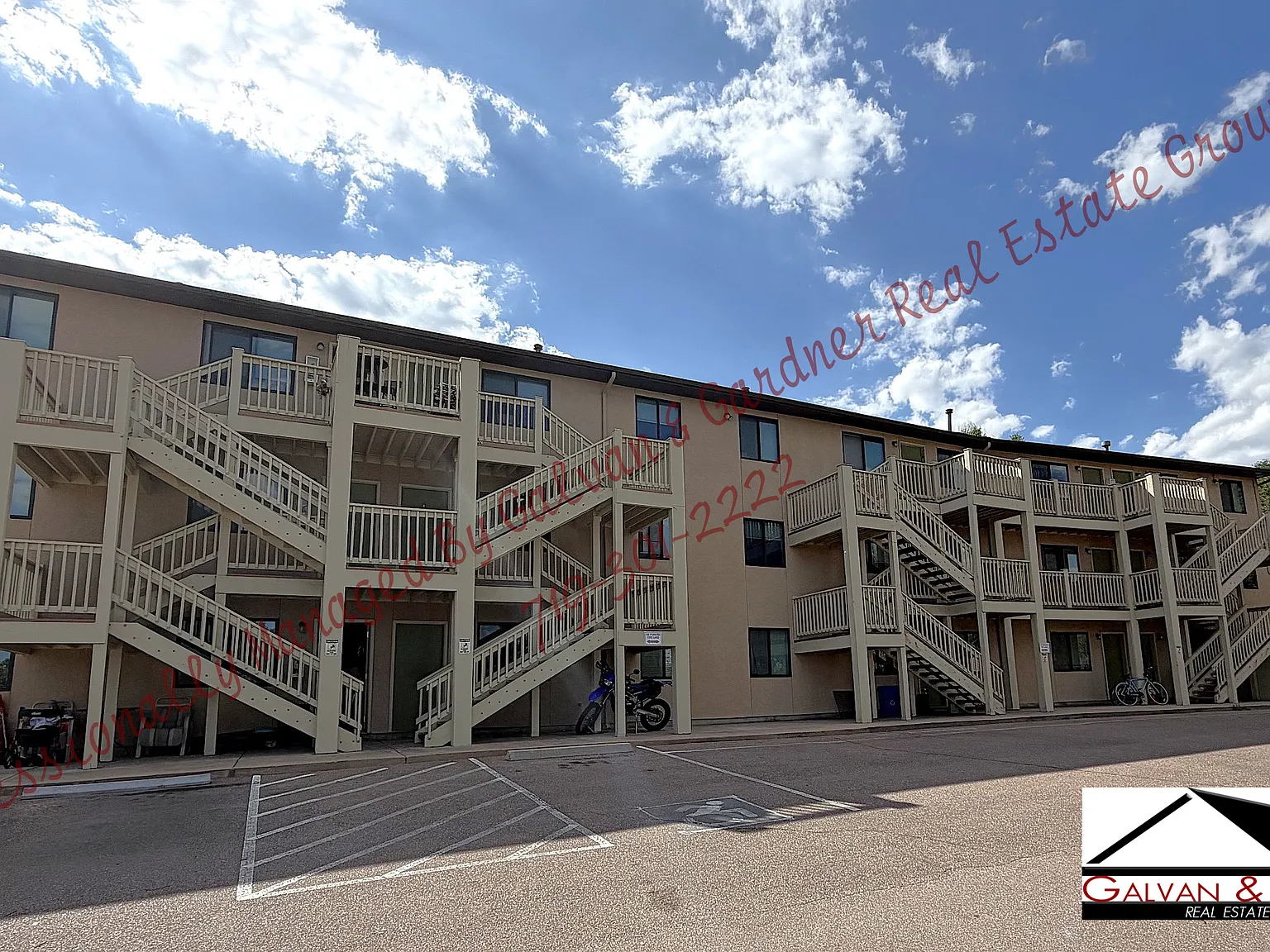 2 bed, 750 sqft, $875 — Photo 3