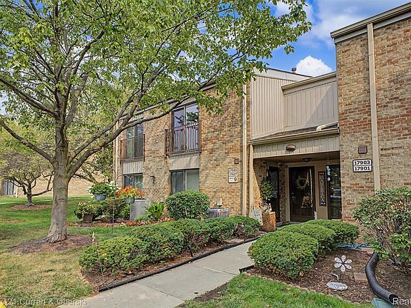 3rd image of 17905 University Park Dr #99