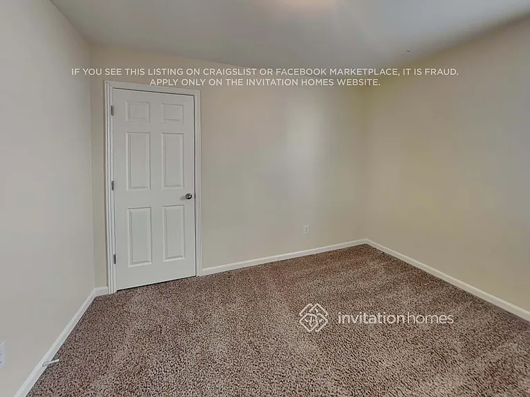 233 Aershire Ct — Photo 13