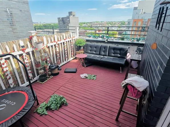 70-09 45th Avenue image 17 of 25