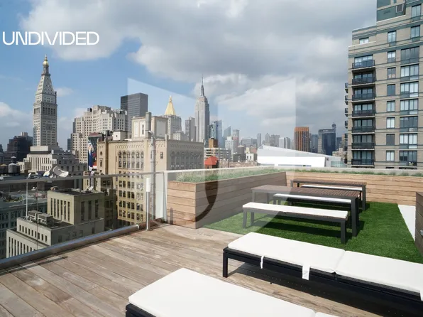 160 East 22nd Street 3E image 10 of 11
