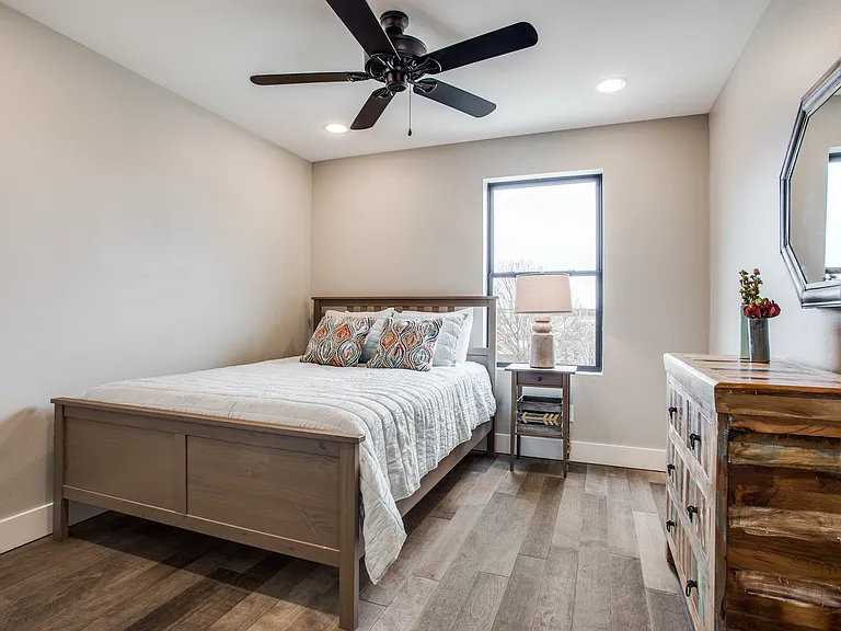 3141 Lubbock Ave — Photo 21