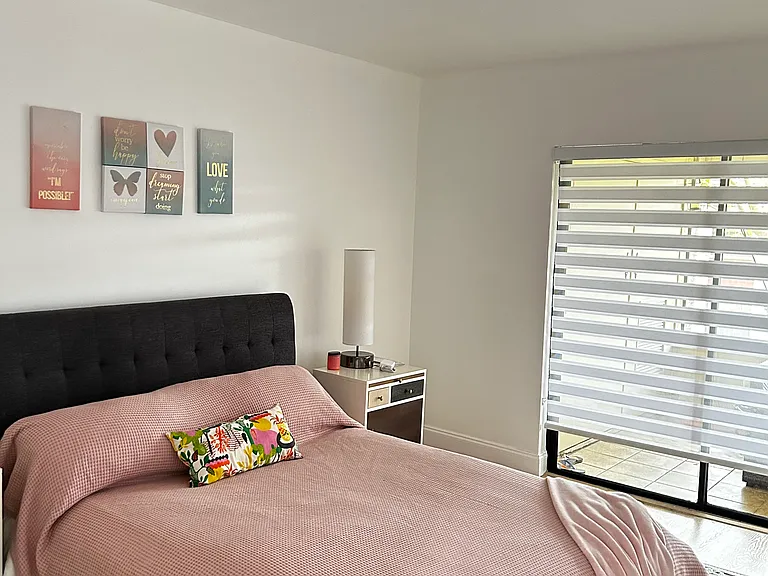 20250 NE 3rd Ct — Photo 20