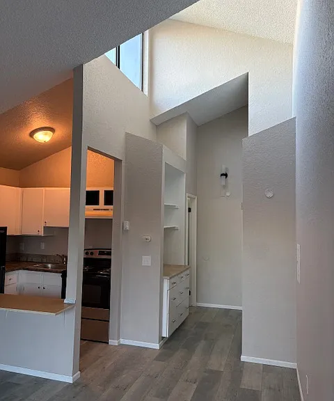 4526 S Henderson St #303 — Photo 1