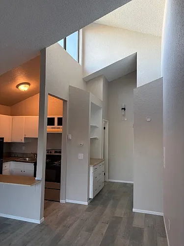 4526 S Henderson St #303 Photo 1 4526 S Henderson St #303 Photo 1