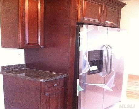 3rd image of 130 Robinwood Ave