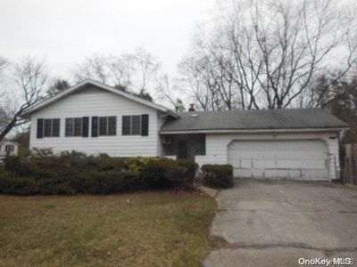 5 Atlas Way, East Northport, NY, 11731