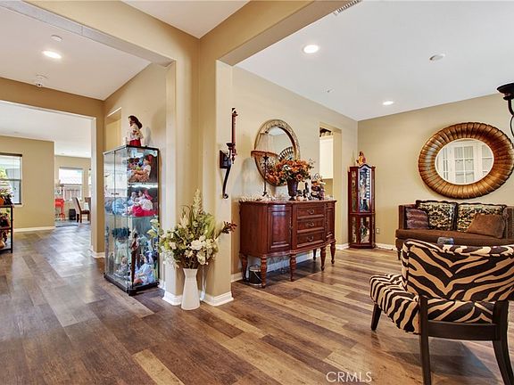 4th image of 27867 Huron Ct