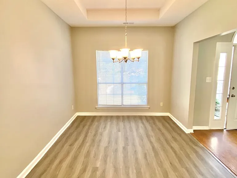 9035 Weeping Cherry Ln — Photo 4