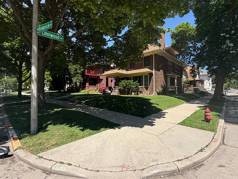 3002 N Frederick Ave #2 — Photo 1