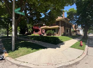 2110 E Linnwood Ave #3, Milwaukee, WI 53211