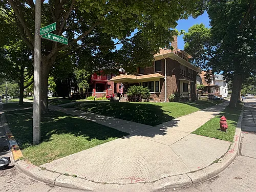 3002 N Frederick Ave #2 Photo 1 3002 N Frederick Ave #2 Photo 1