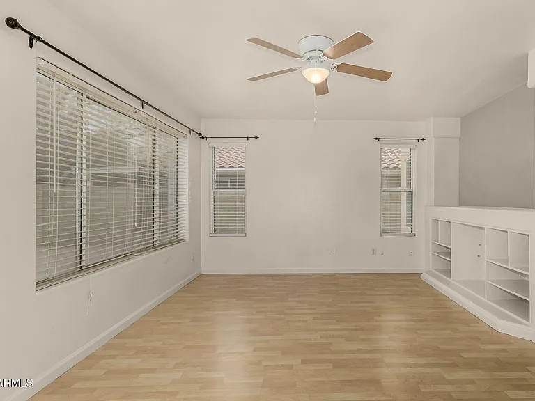 1343 E Angela Dr — Photo 12