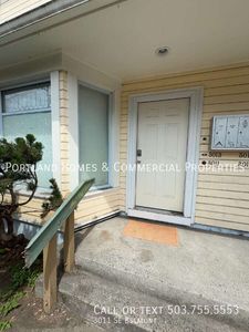 3011 SE Belmont St, Portland, OR, 97214