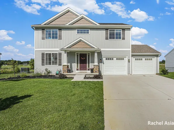 322 Miller Dr, Caledonia, MI 49316