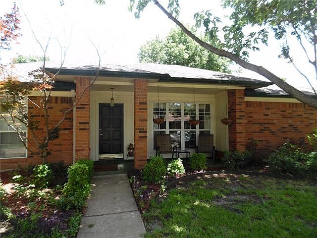 2nd image of 2522 Kimberly Dr