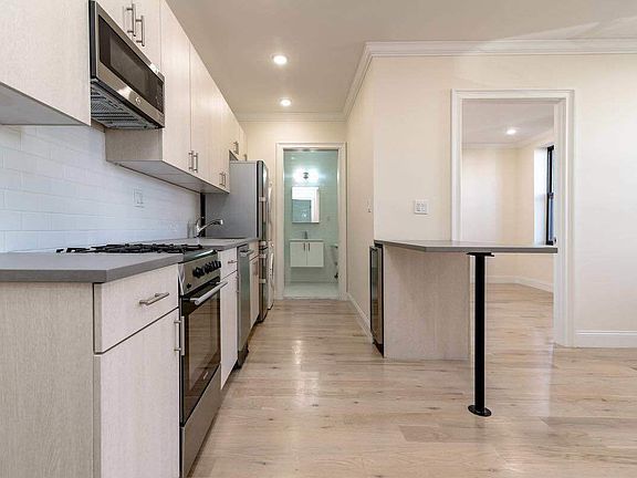 3rd image of 946 Bushwick Ave APT B9