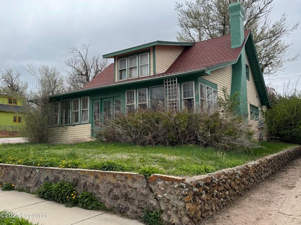 410 Warren Ave S, Gillette, WY 82716