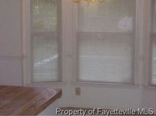 967 Flintwood Rd, Fayetteville, NC 28314