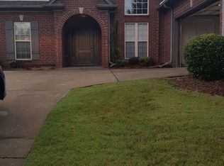 482 Summit Way, Fultondale, AL 35068