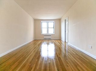 10229 62nd Rd, Flushing, NY 11375