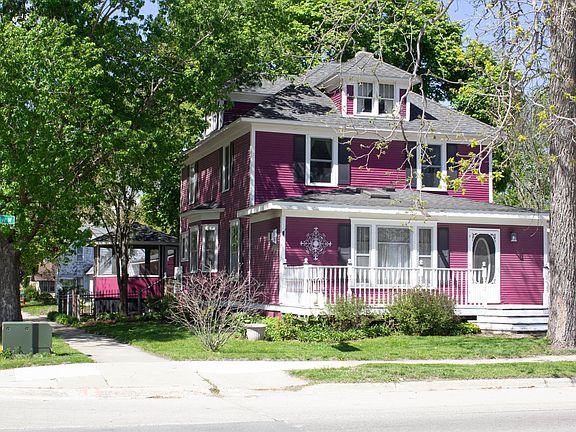 2nd image of 710 W Oakland Ave