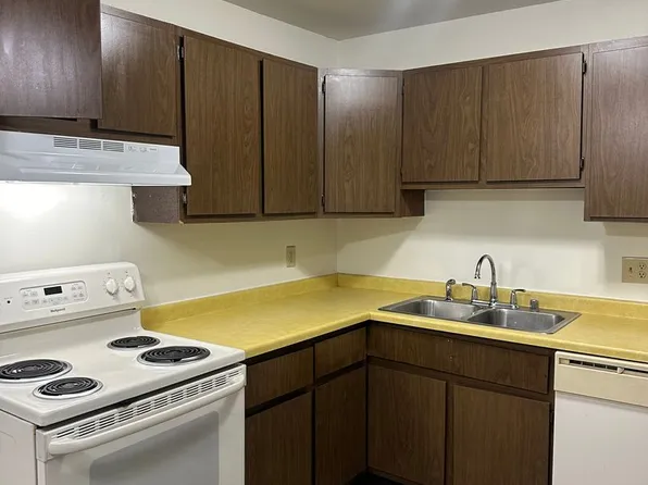 4east, 4 Easthaven Ct APT 8, Appleton, WI 54915