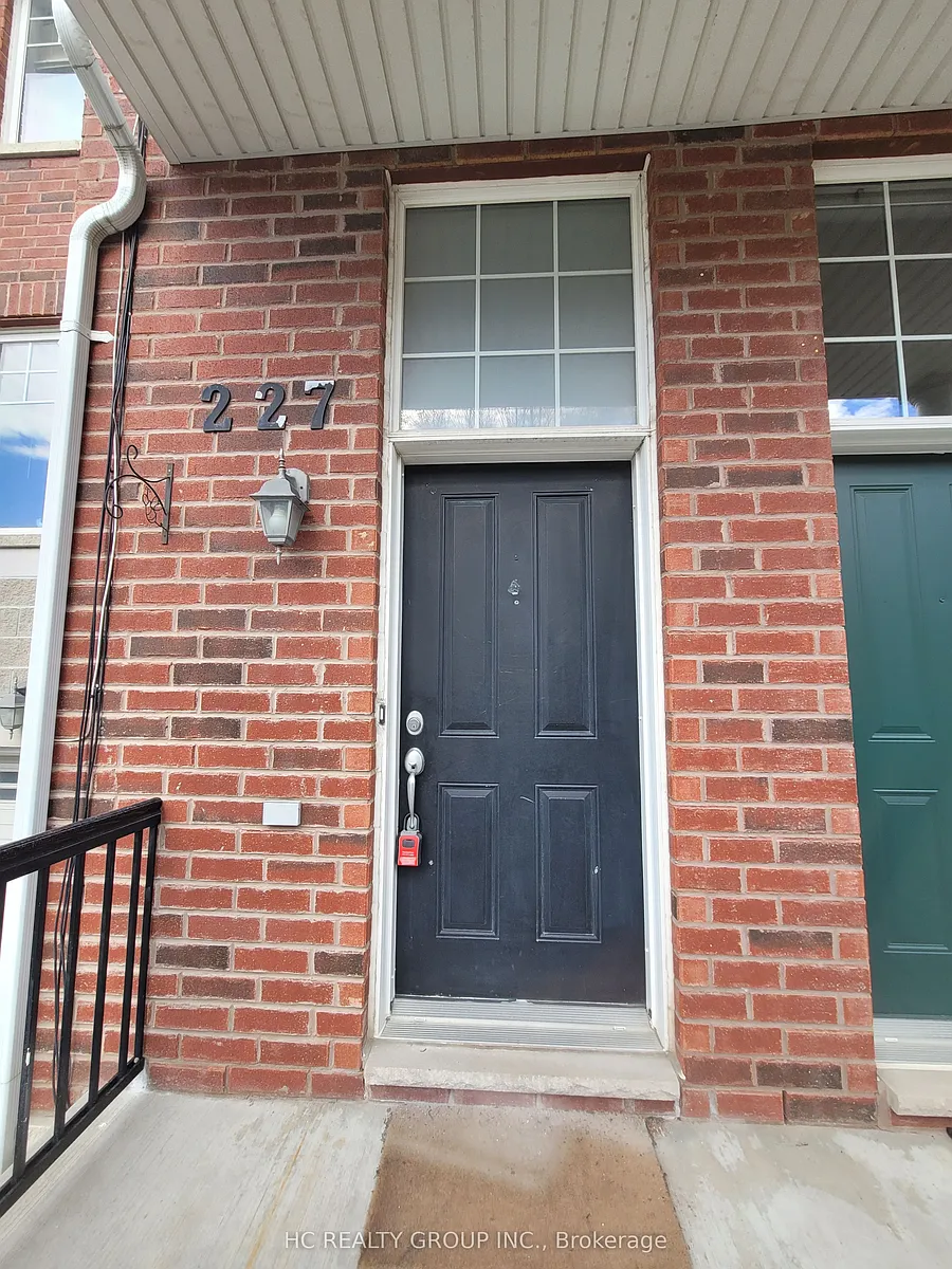 Building Photo - 227 Dairy Dr