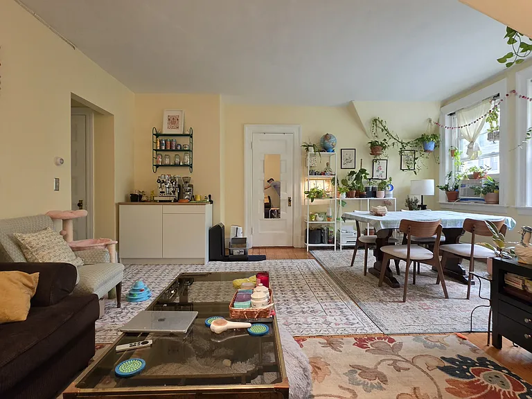 184 Naples Rd #3 — Photo 3