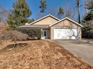 195 Circle Dr, Clarkesville, GA 30523