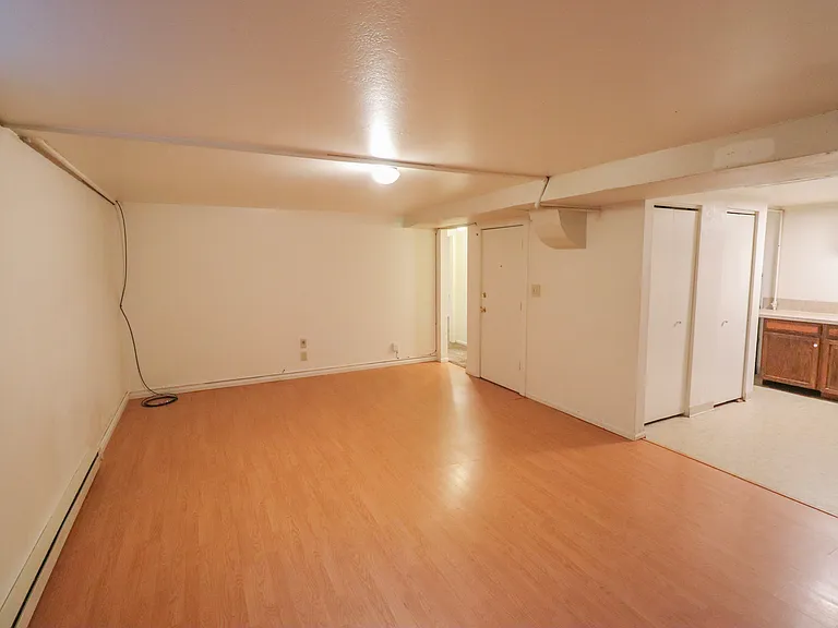610 Cowan St #1/2 — Photo 9
