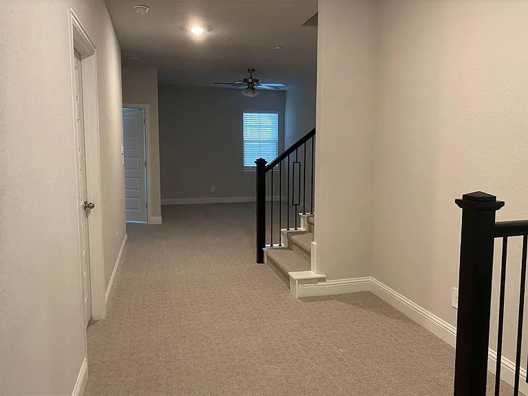 7833 Sunset Blvd — Photo 10