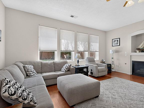 5th image of 6108 Segovia Ave NW
