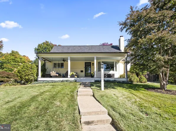 5005 Rhoades Pl, Alexandria, VA 22304