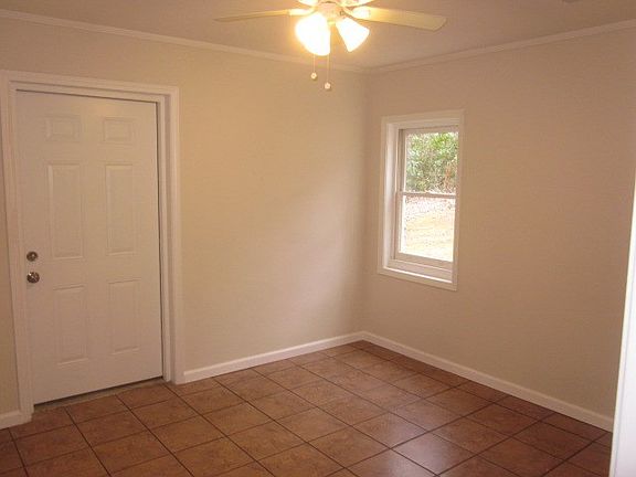 5th image of 84 Rackley Rd