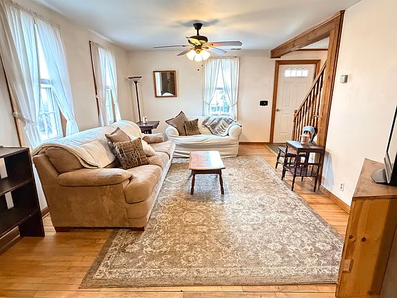 3rd image of 9 Rogers Street