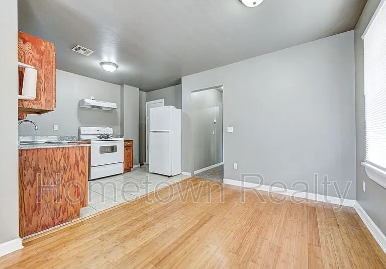 2229 NW 12th St #2229.5 — Photo 11
