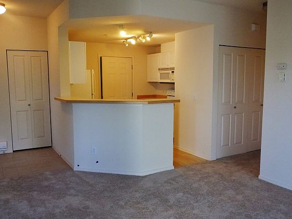4th image of 14007 69th Dr SE Unit N7