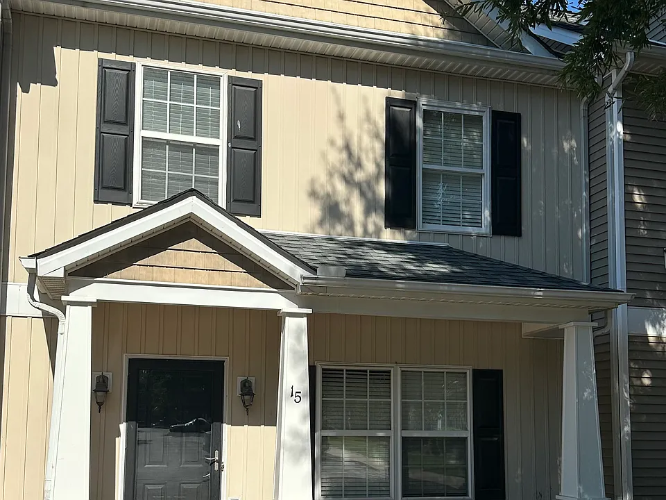 284 Meigs Dr #B15