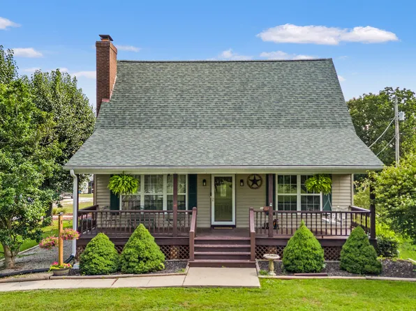 380 Webb Rd, Irvine, KY 40336