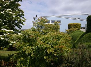 2122 NW 95th St, Seattle, WA 98117