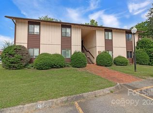 104 Shepard Sq UNIT 702, Brevard, NC 28712