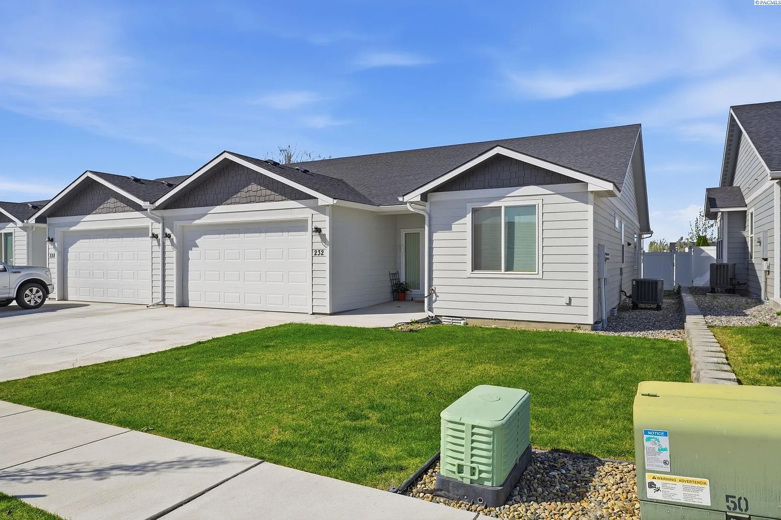 232 Claret Dr photo 1