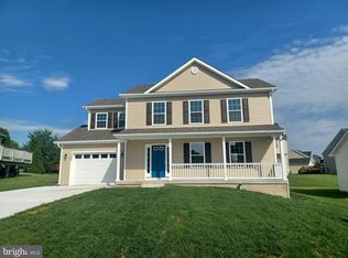 1405 Prentiss Point Pkwy, Martinsburg, WV 25401