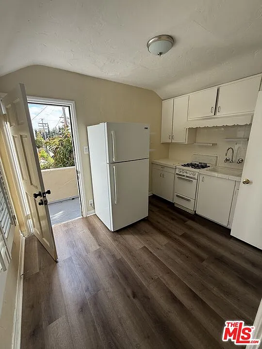 1 bed, $1,950 — Photo 3
