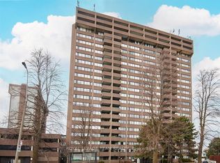 1285 Cahill Dr #1607, Ottawa, ON K1V 9A7