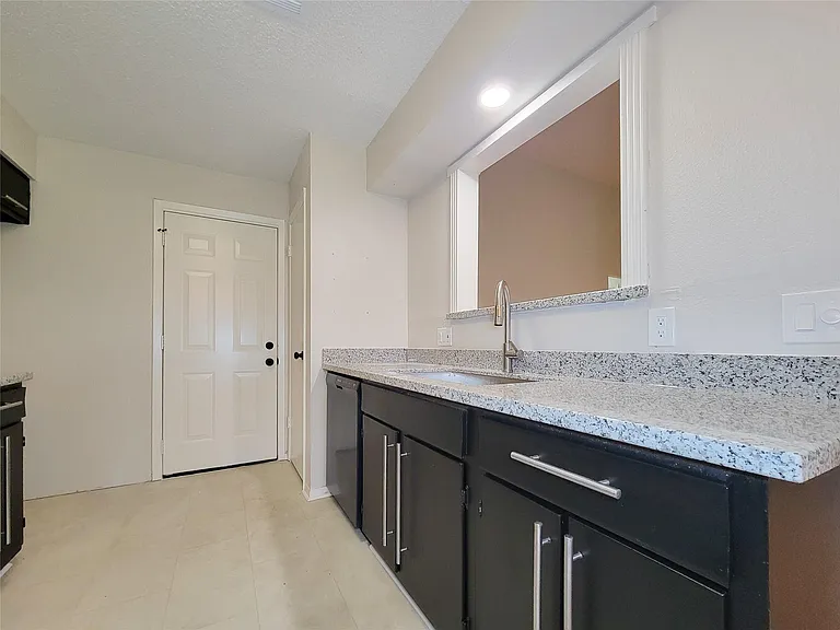 14403 Cypress Branch Dr — Photo 6