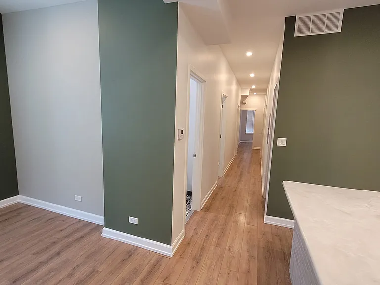 4739 N Albany Ave #1 — Photo 14