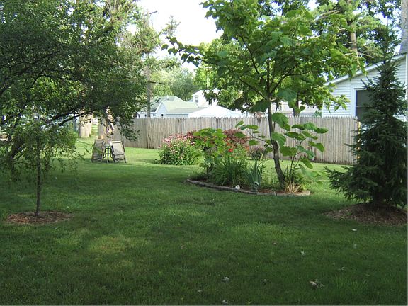 4th image of 801 Grand Ave